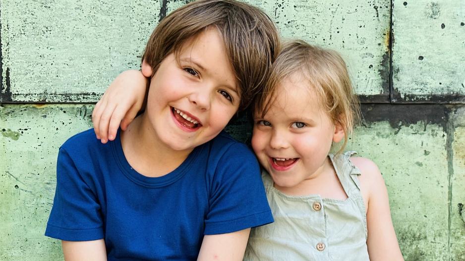 Glückliche Kinder Glückliche Kinder